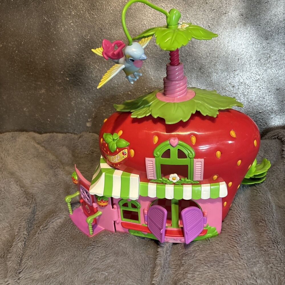 Hasbro Strawberry Shortcake Whirly Bird Berry Café Playhouse Only 2008 EUC
